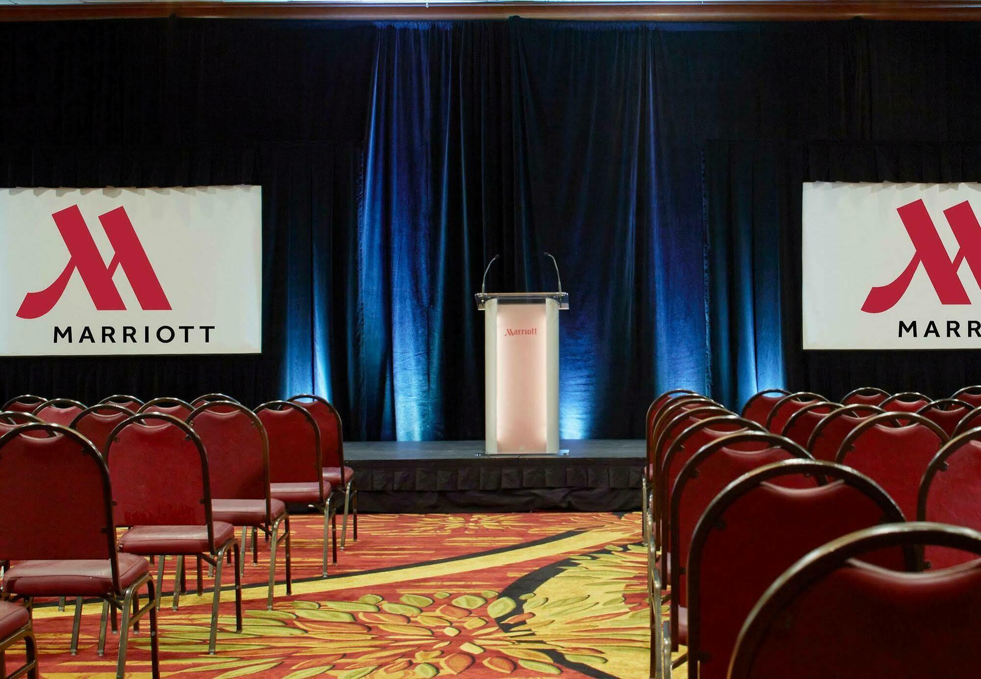 Cleveland Marriott East Hotel 3*
